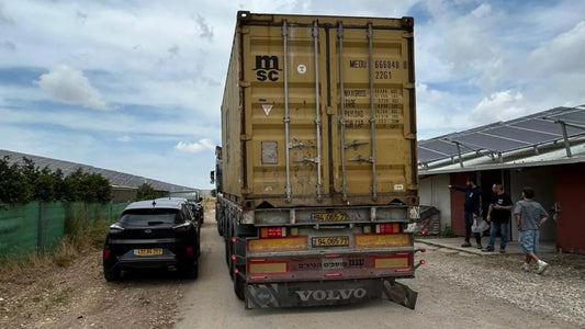 שילוח ופריקת המכולה